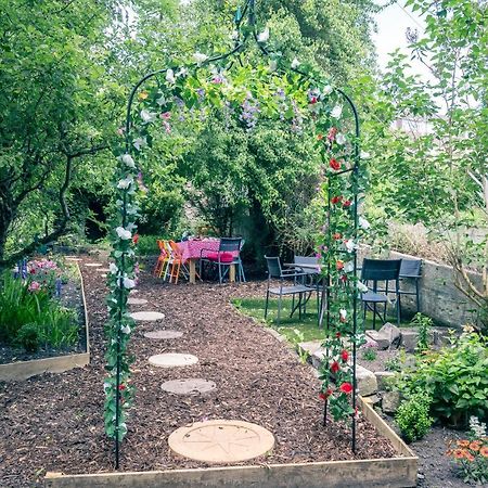 The Wonderland Townhouse - Alice In Wonderland 7Bdr Home バース エクステリア 写真