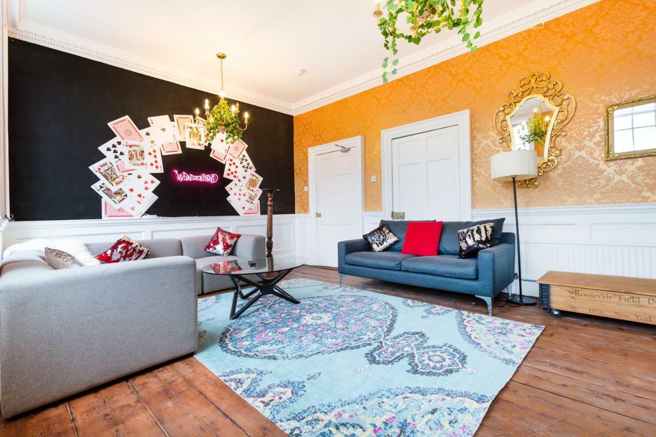 The Wonderland Townhouse - Alice In Wonderland 7Bdr Home バース エクステリア 写真