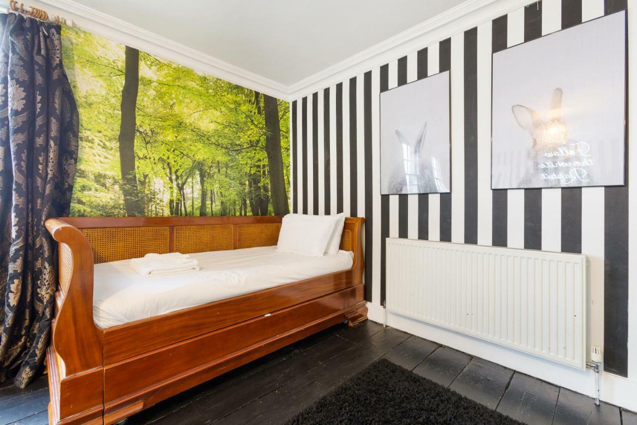 The Wonderland Townhouse - Alice In Wonderland 7Bdr Home バース エクステリア 写真