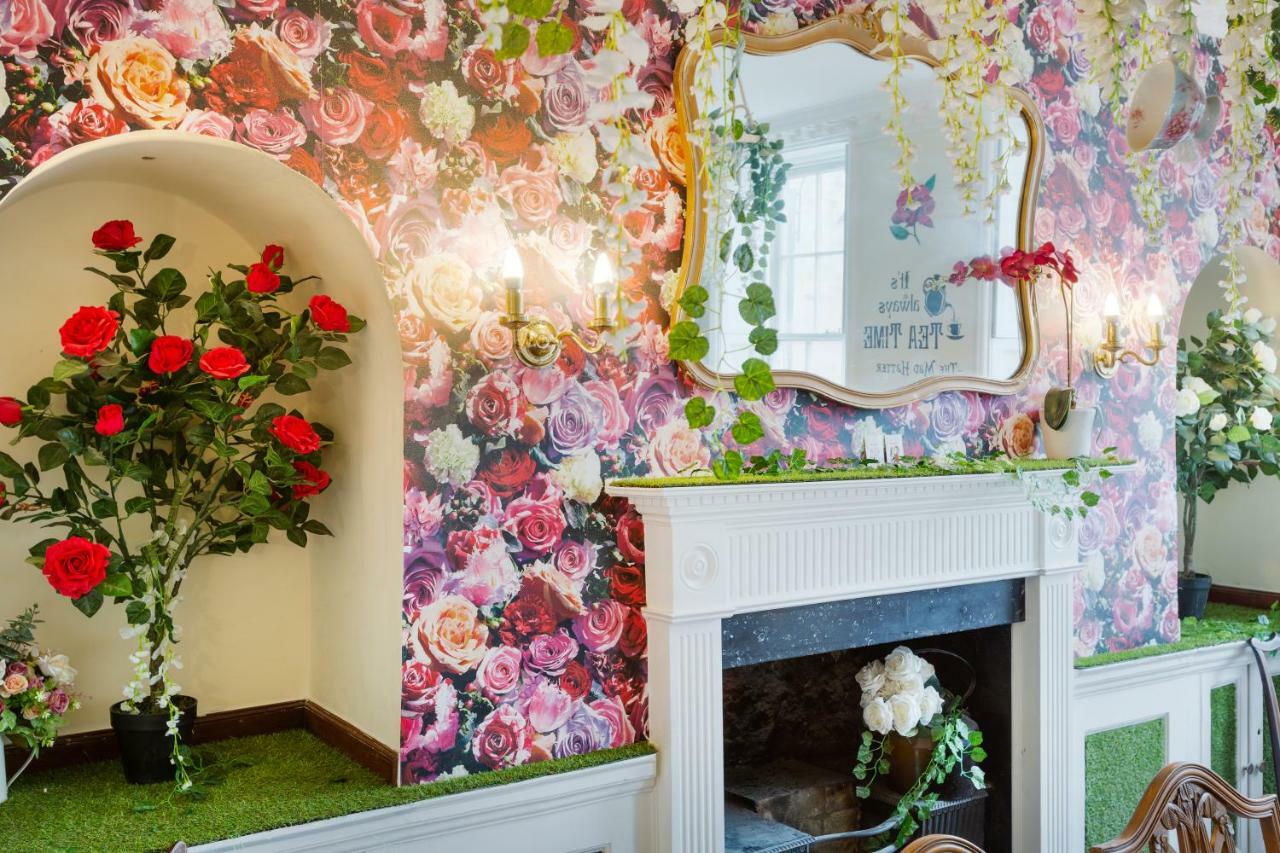 The Wonderland Townhouse - Alice In Wonderland 7Bdr Home バース エクステリア 写真
