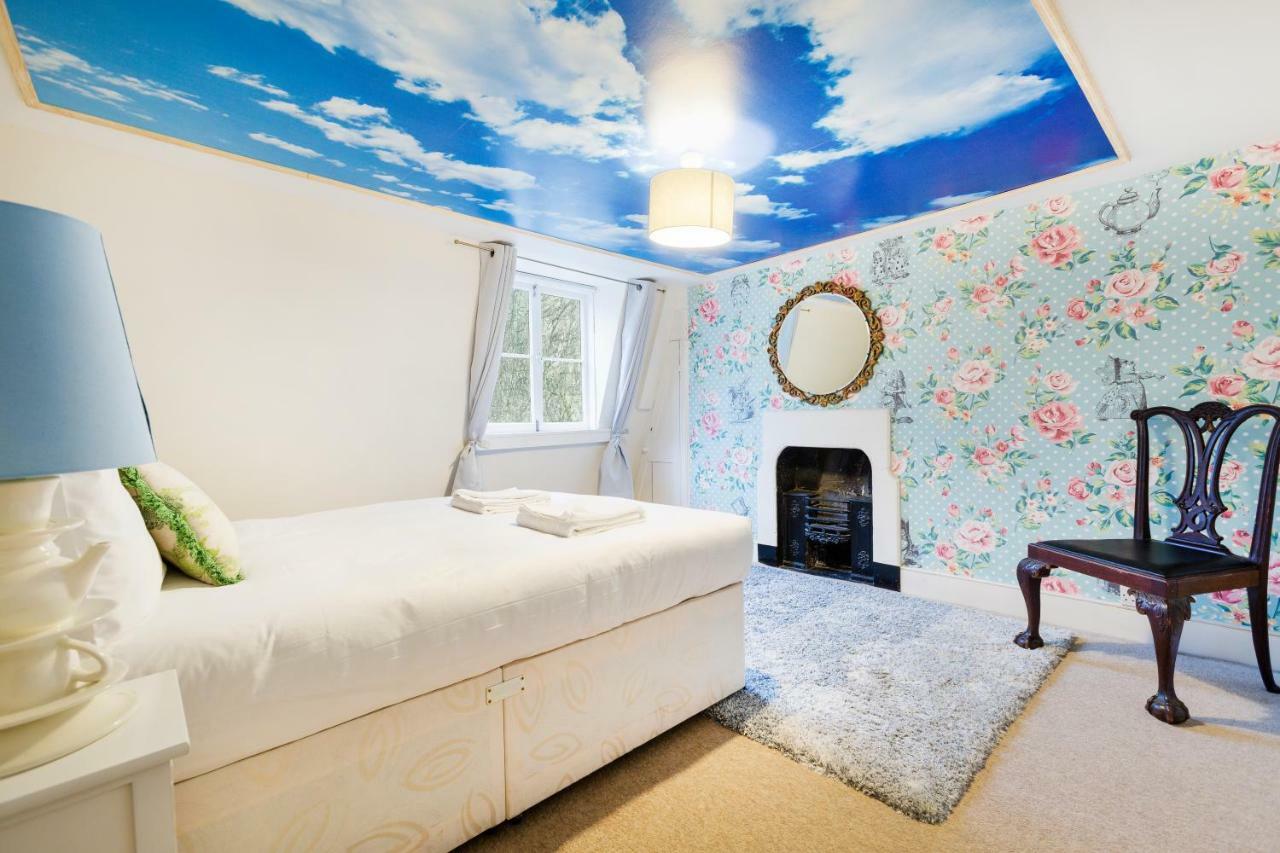 The Wonderland Townhouse - Alice In Wonderland 7Bdr Home バース エクステリア 写真