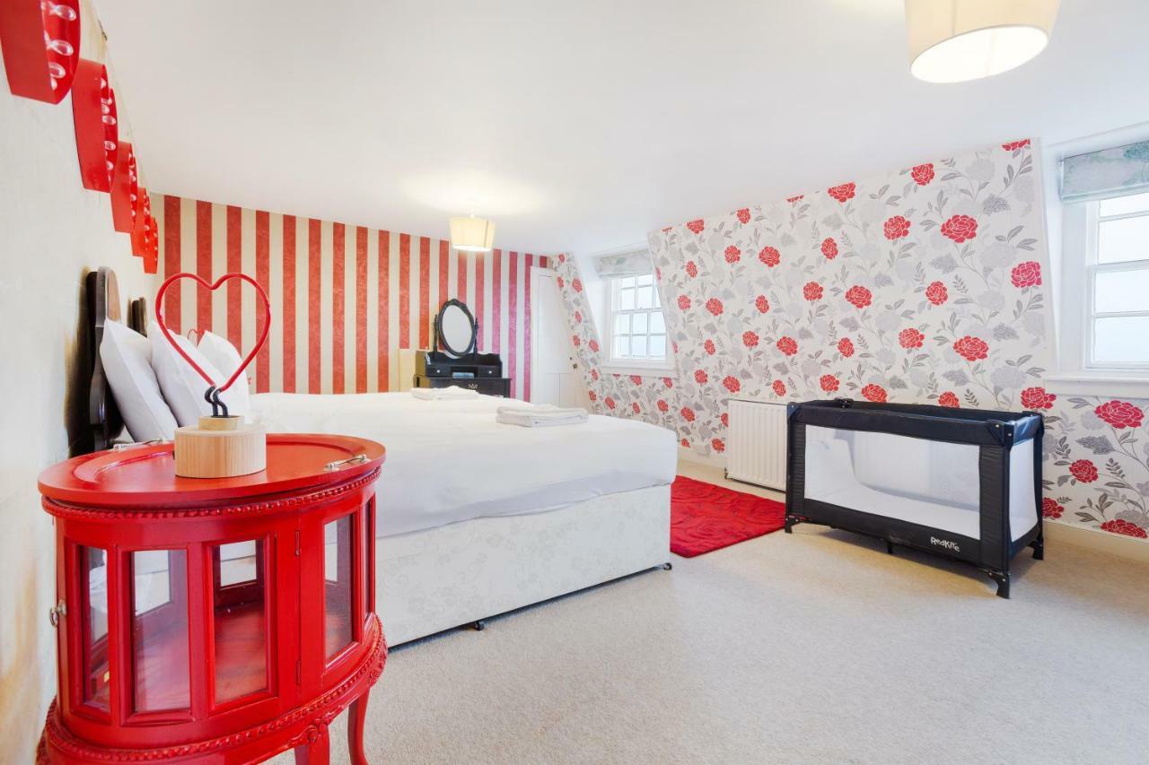 The Wonderland Townhouse - Alice In Wonderland 7Bdr Home バース エクステリア 写真